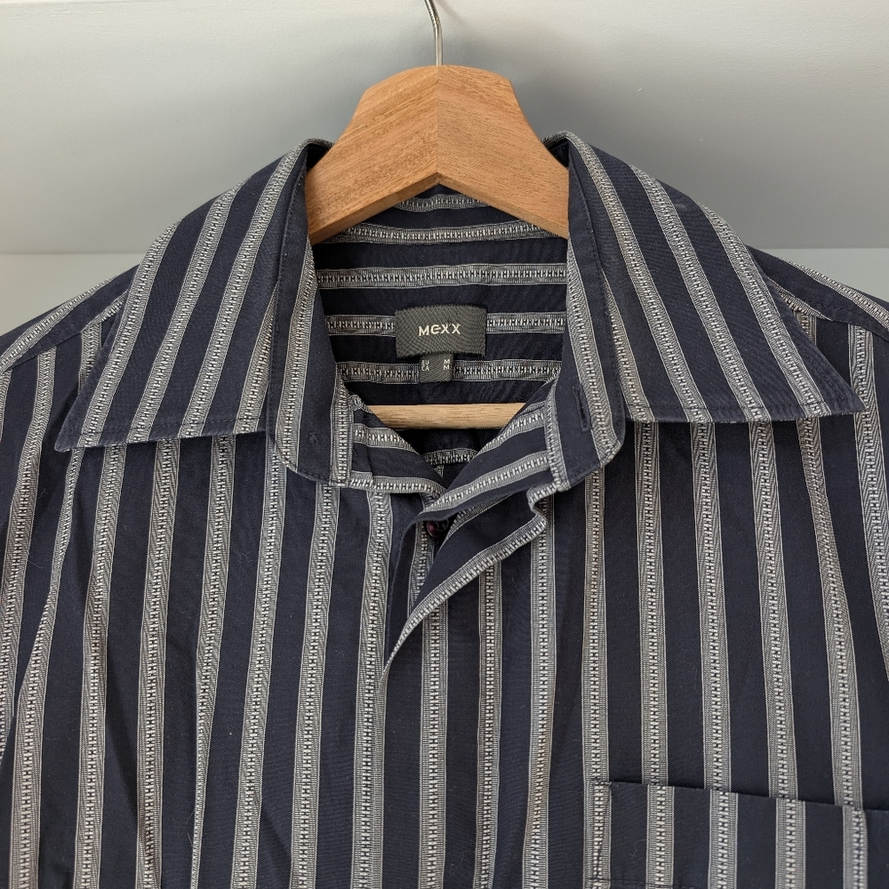 Mexx Men's Shirt Black Striped Button Down Short Sleeve Size Medium Preppy - Picture 4 of 6